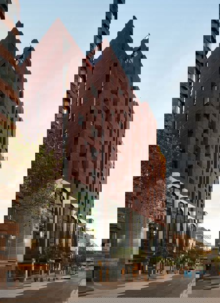 Sydney (Australie) - Corso Terra Dragwire Praga - PG (S.Anselmo)