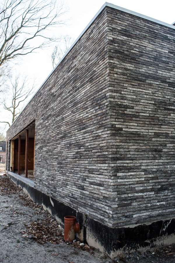 Oud-Turnhout (België) - Selmo Milano Smoked (S.Anselmo) 